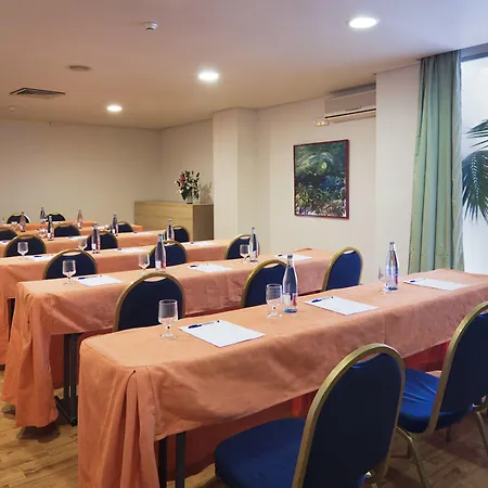 帕玛索尔酒店 酒店 贝纳尔马德纳